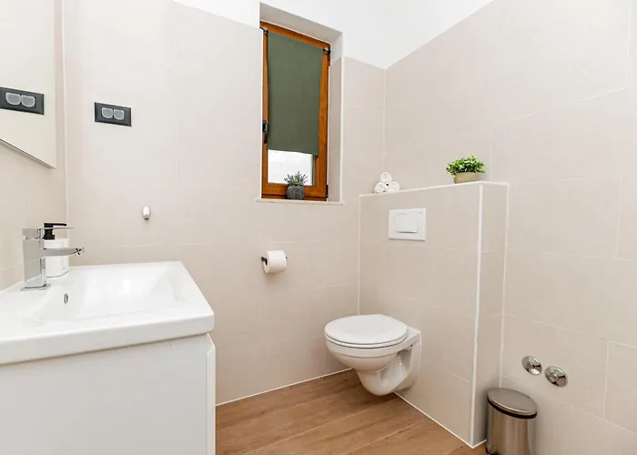 Pietro With A Heated Saltwater Pool