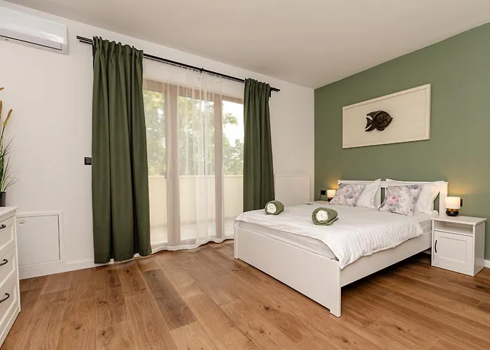 Pietro With A Heated Saltwater Pool *