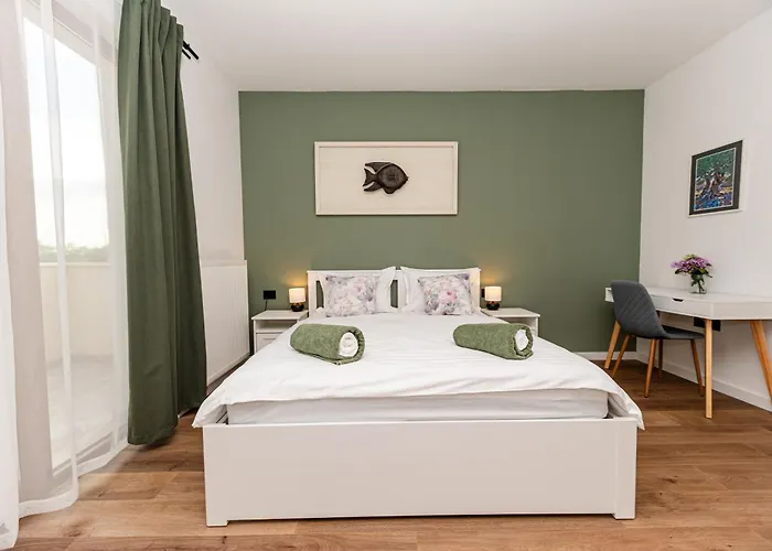 Pietro With A Heated Saltwater Pool *