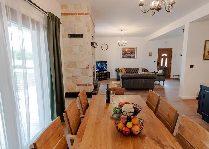 Villa Pietro With A Heated Saltwater Pool Zerava