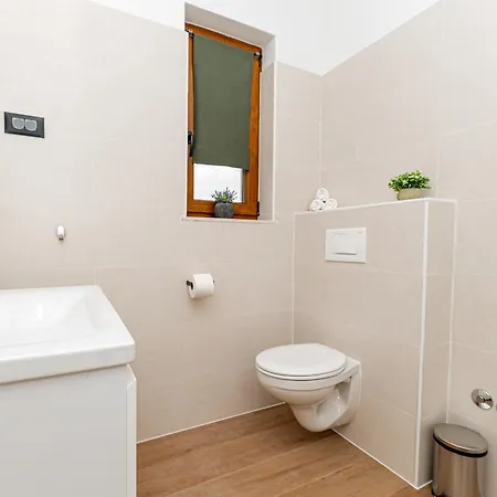 Pietro With A Heated Saltwater Pool