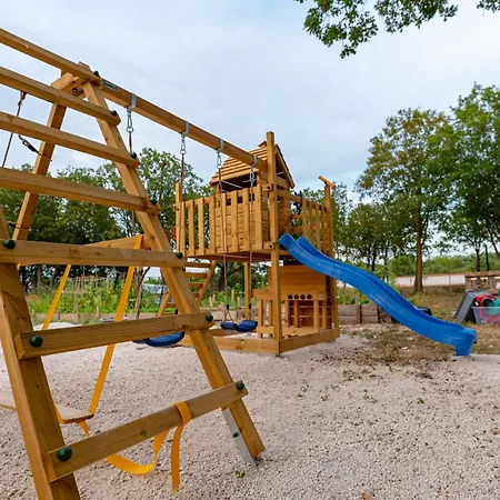 Pietro With A Heated Saltwater Pool
