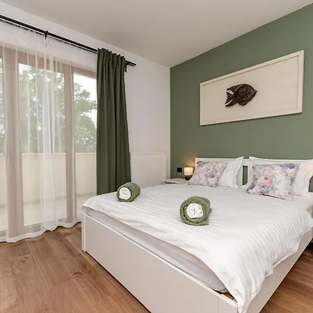 Villa Pietro With A Heated Saltwater Pool *