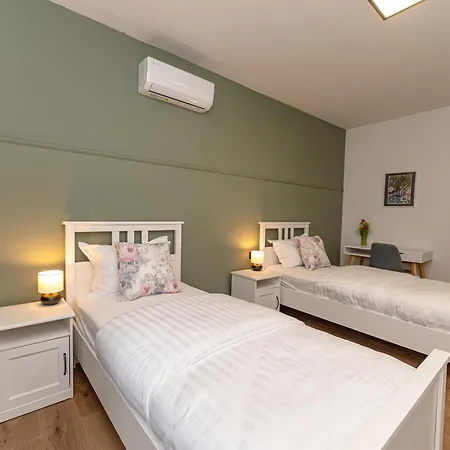 Pietro With A Heated Saltwater Pool Villa *