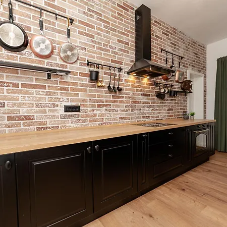 Pietro With A Heated Saltwater Pool Villa *