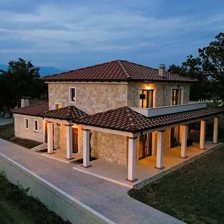 Pietro With A Heated Saltwater Pool