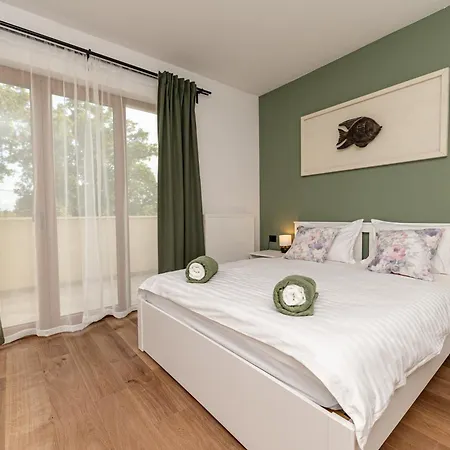 Pietro With A Heated Saltwater Pool Villa