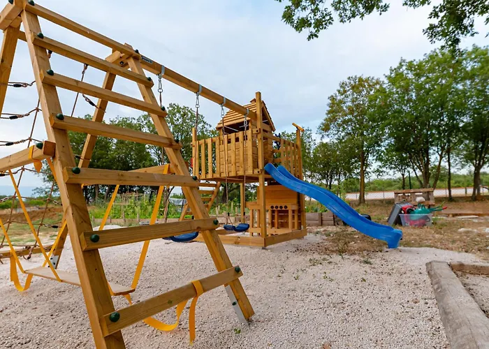Pietro With A Heated Saltwater Pool