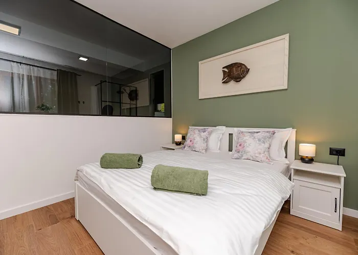 Pietro With A Heated Saltwater Pool Villa